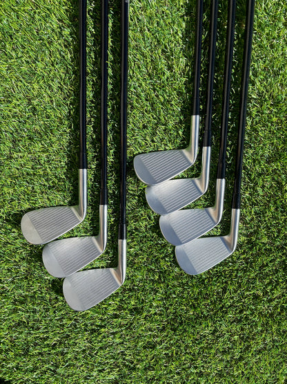 Taylormade 2025 P7CB 4-PW Mitsubishi Chemical MMT 125 TX